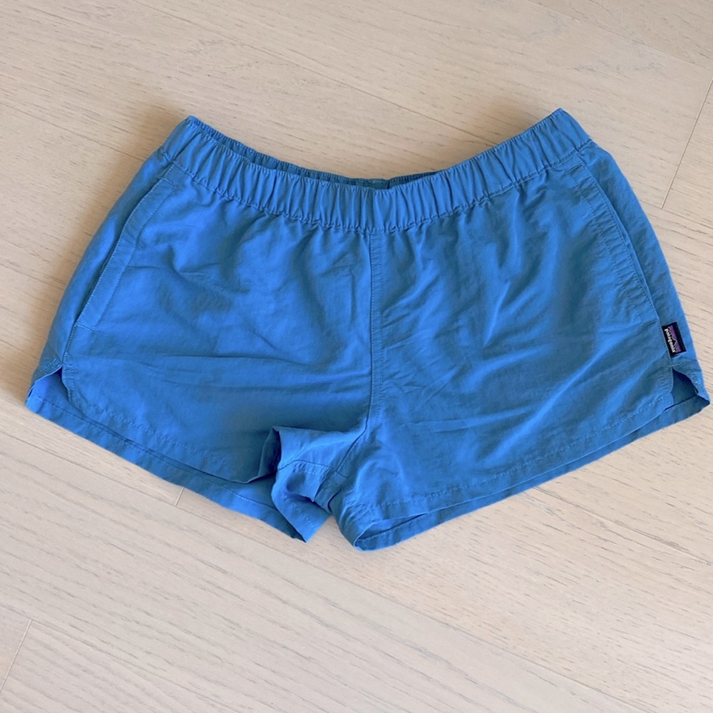 Patagonia shorts in small